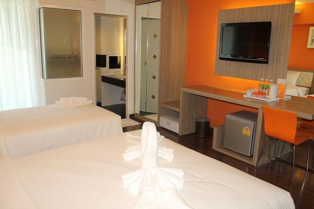 โรงแรม Chariot