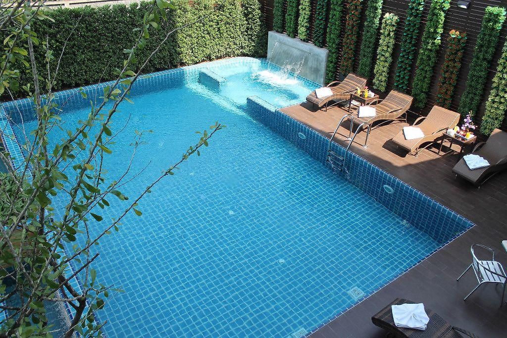 โรงแรม Chariot 3*