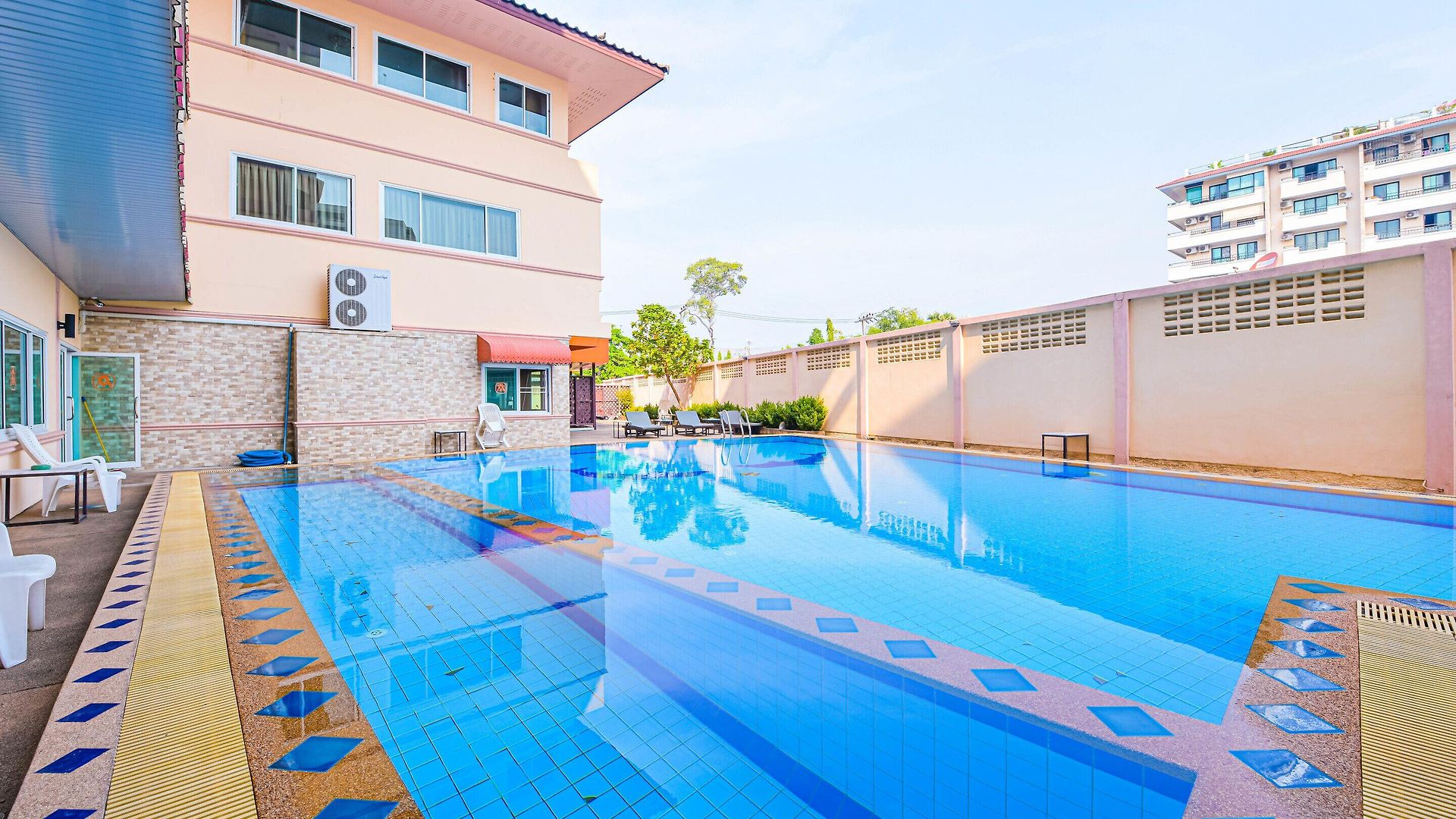 Oyo 523 Aa Pattaya