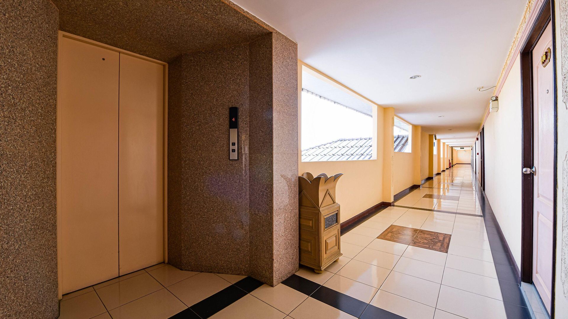 Oyo 523 Aa โรงแรม 2*