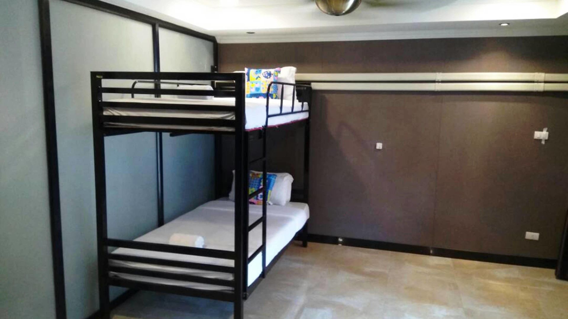 โรงแรม Land Royal