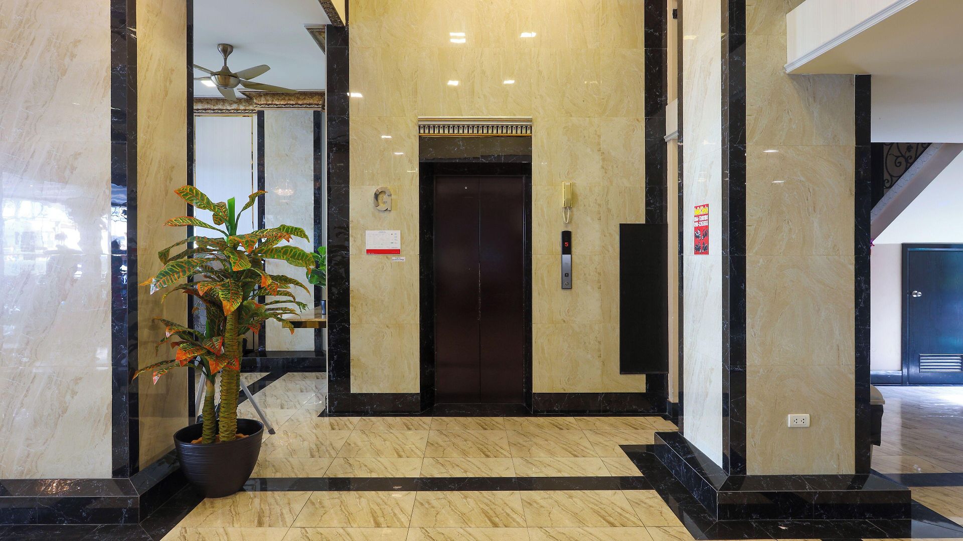 Land Royal โรงแรม Pattaya