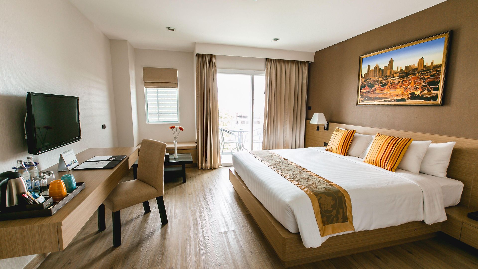 โรงแรม Adelphi