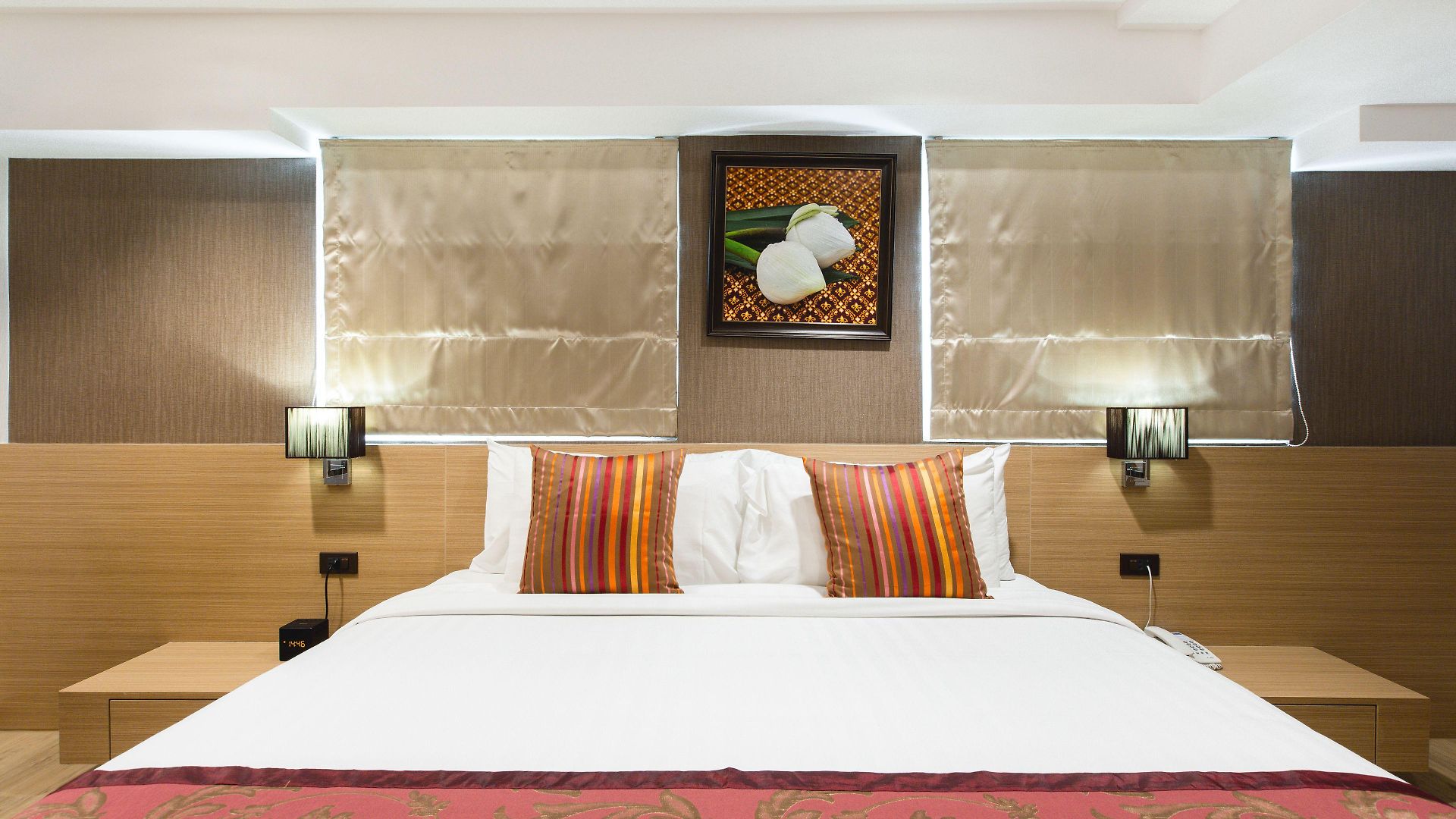 Adelphi 4*