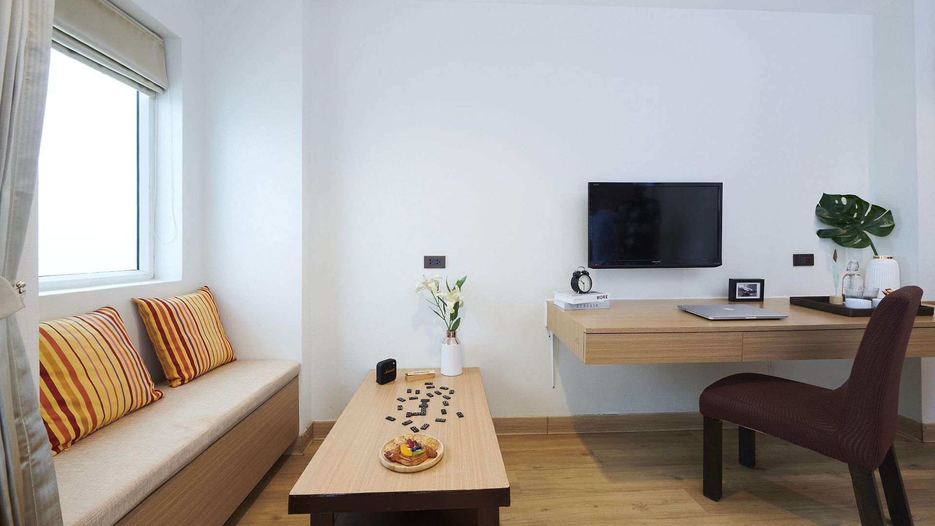 Adelphi 4*