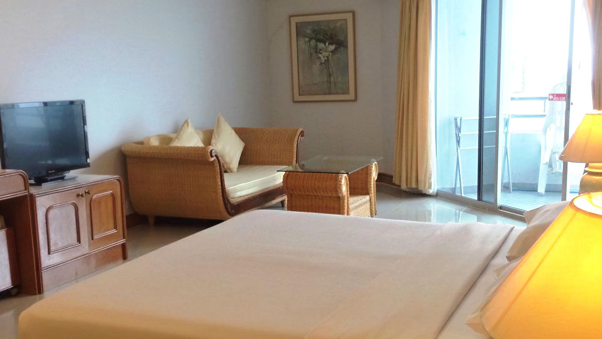 โรงแรม มาร์คแลนด์ บีช วิว 3*