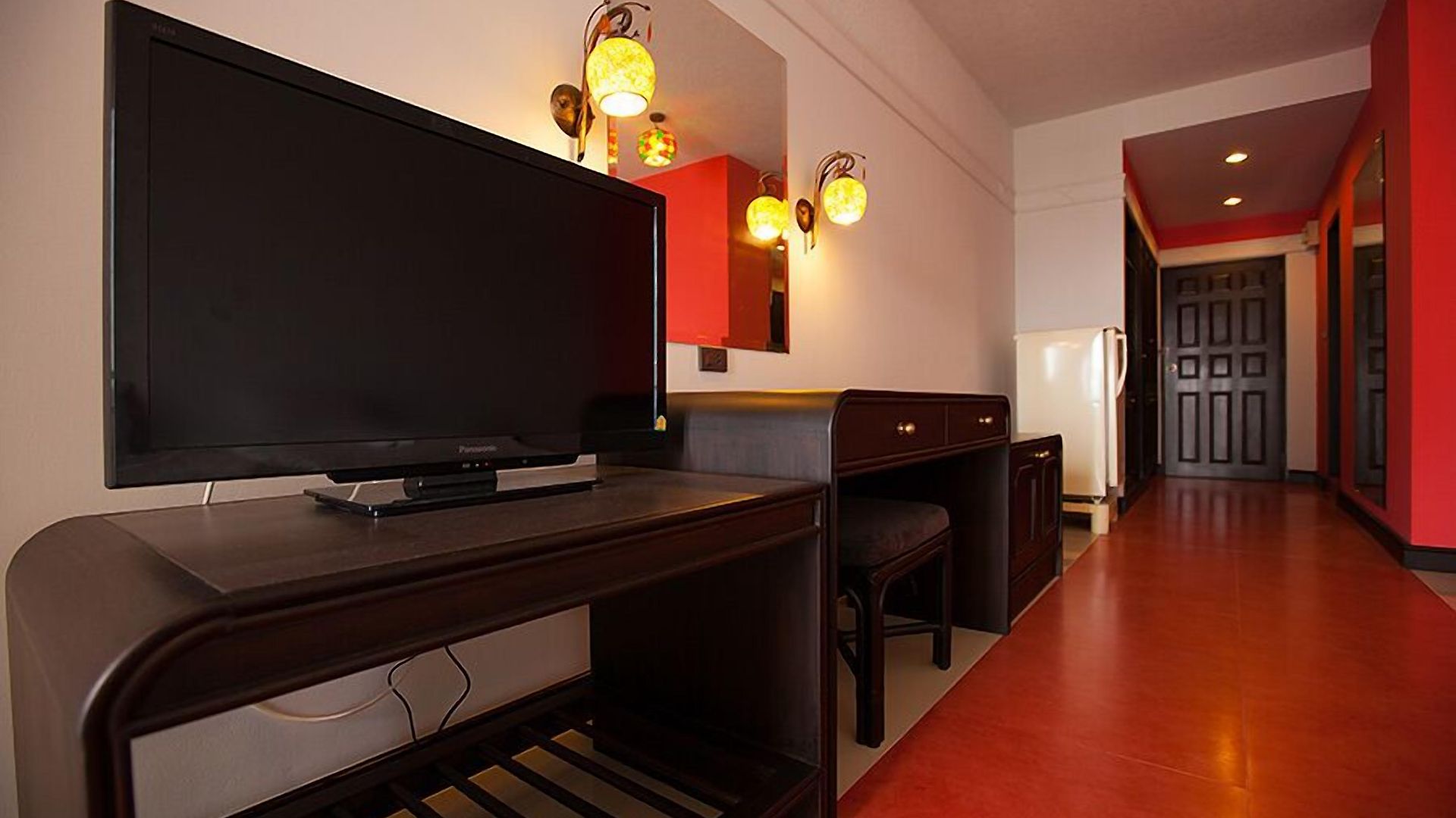 โรงแรม มาร์คแลนด์ บีช วิว Pattaya
