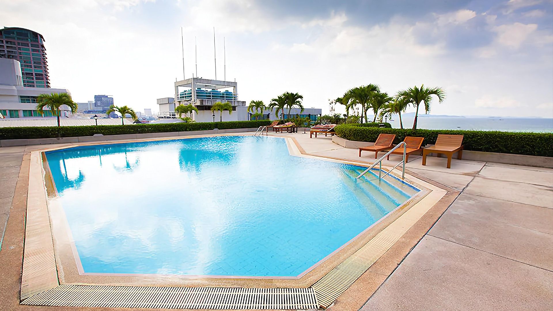 มาร์คแลนด์ บีช วิว Pattaya