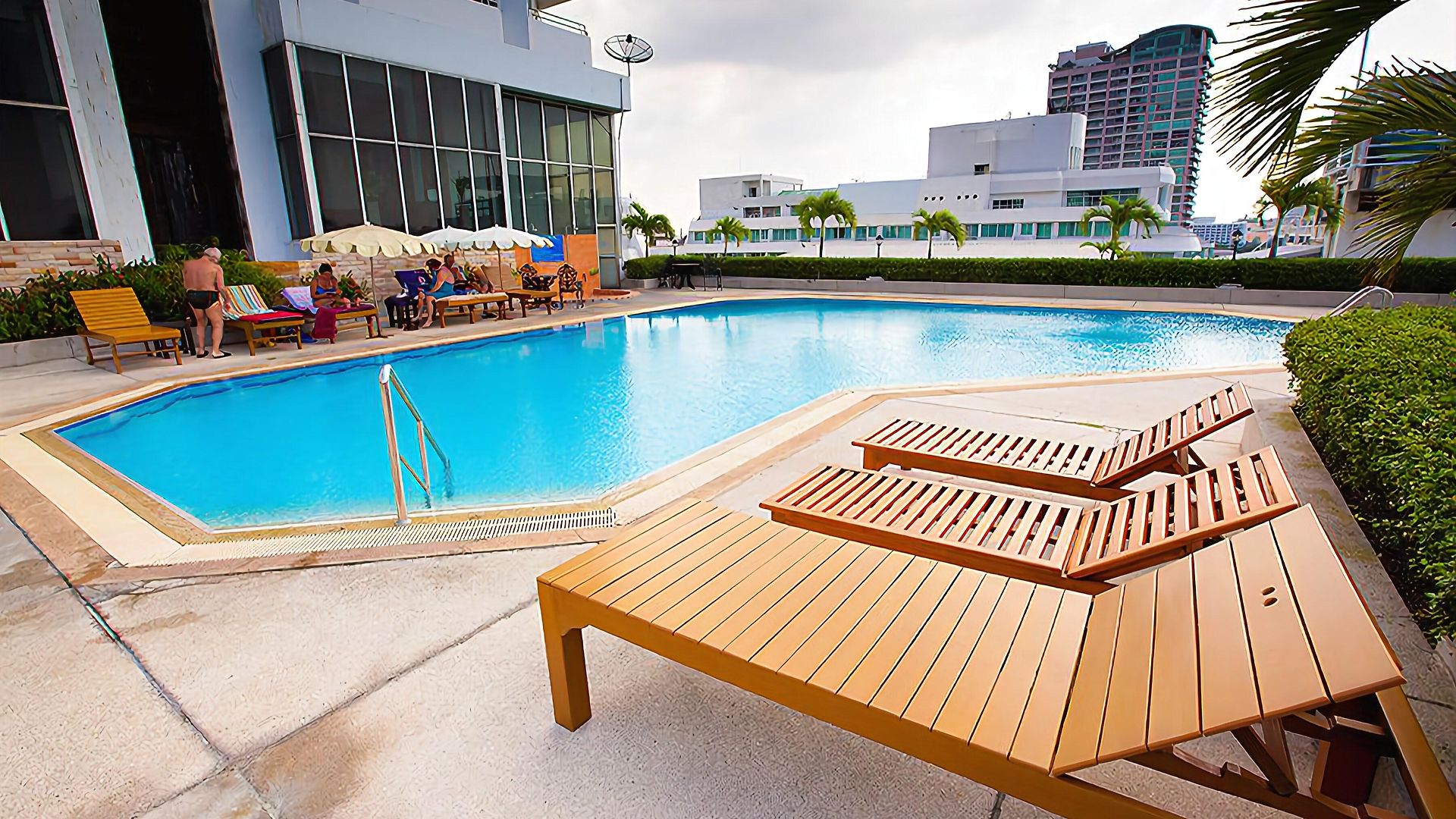 มาร์คแลนด์ บีช วิว Pattaya