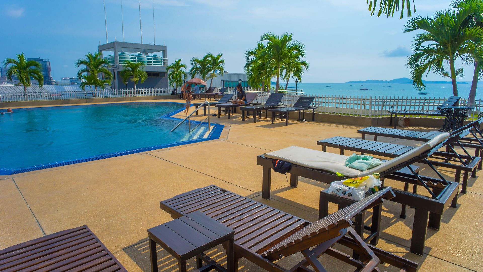 โรงแรม มาร์คแลนด์ บีช วิว Pattaya