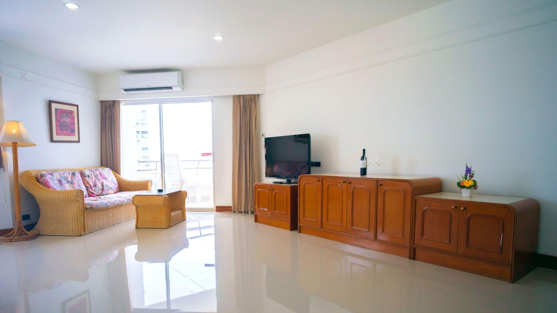 มาร์คแลนด์ บีช วิว Pattaya