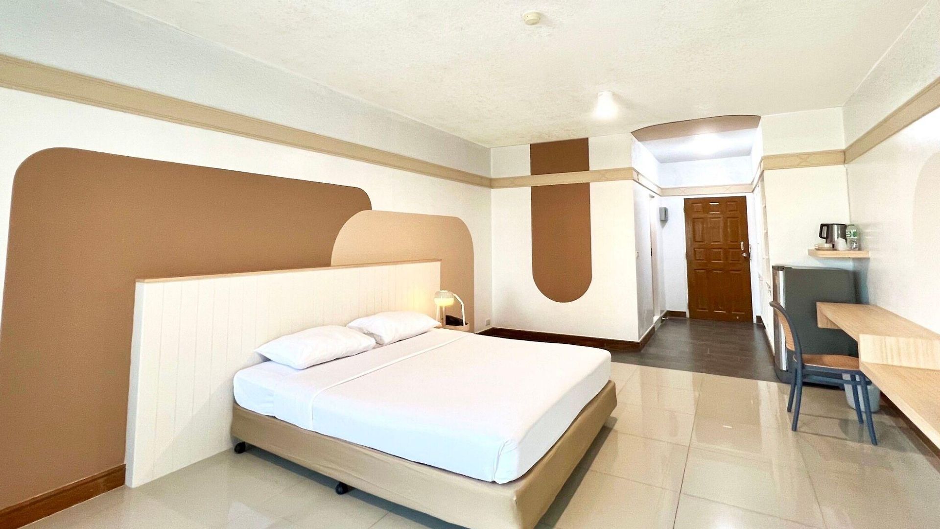 โรงแรม มาร์คแลนด์ บีช วิว 3*