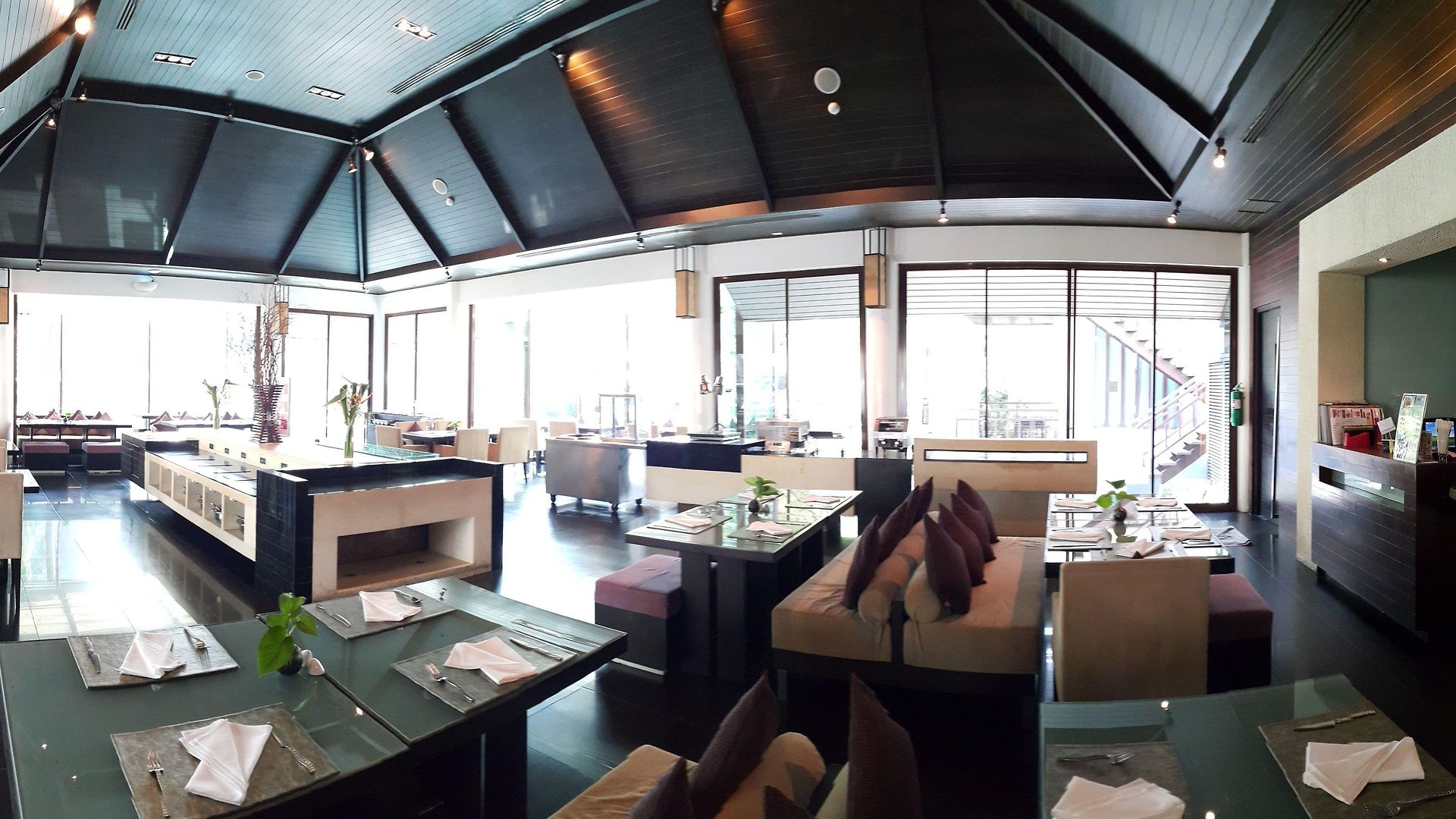 เดอะ ซายน์ พรีเมียม Pattaya