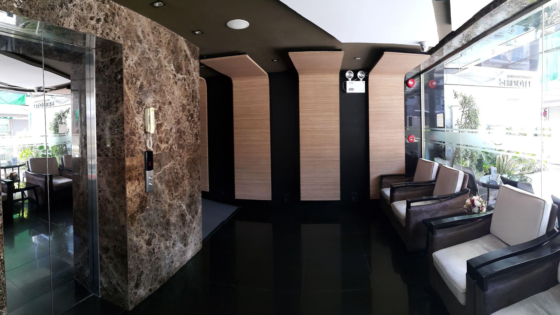 โรงแรม เซเรโนเทล พัทยา 3*