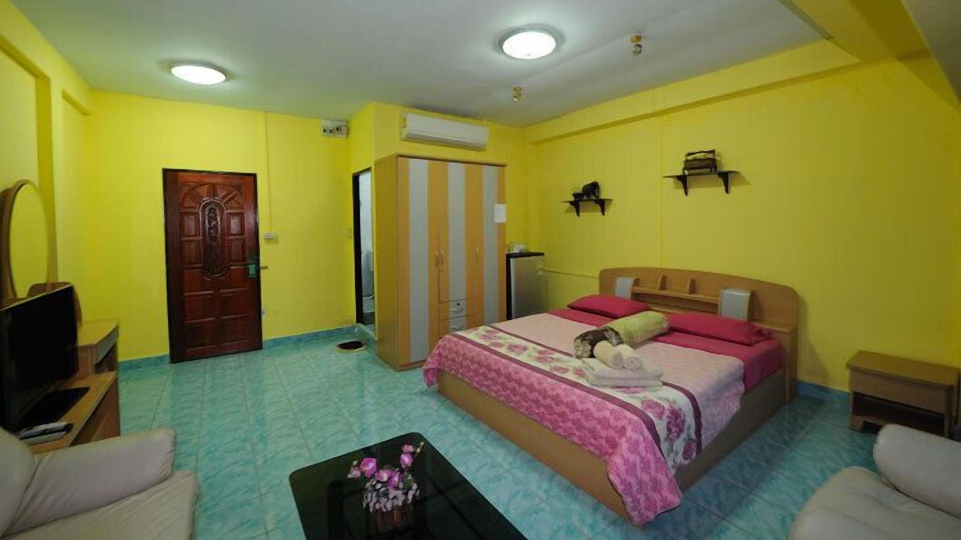 Marina Inn