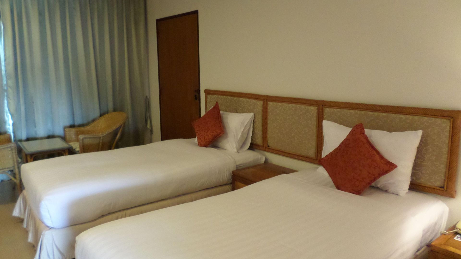 โรงแรม Nautical