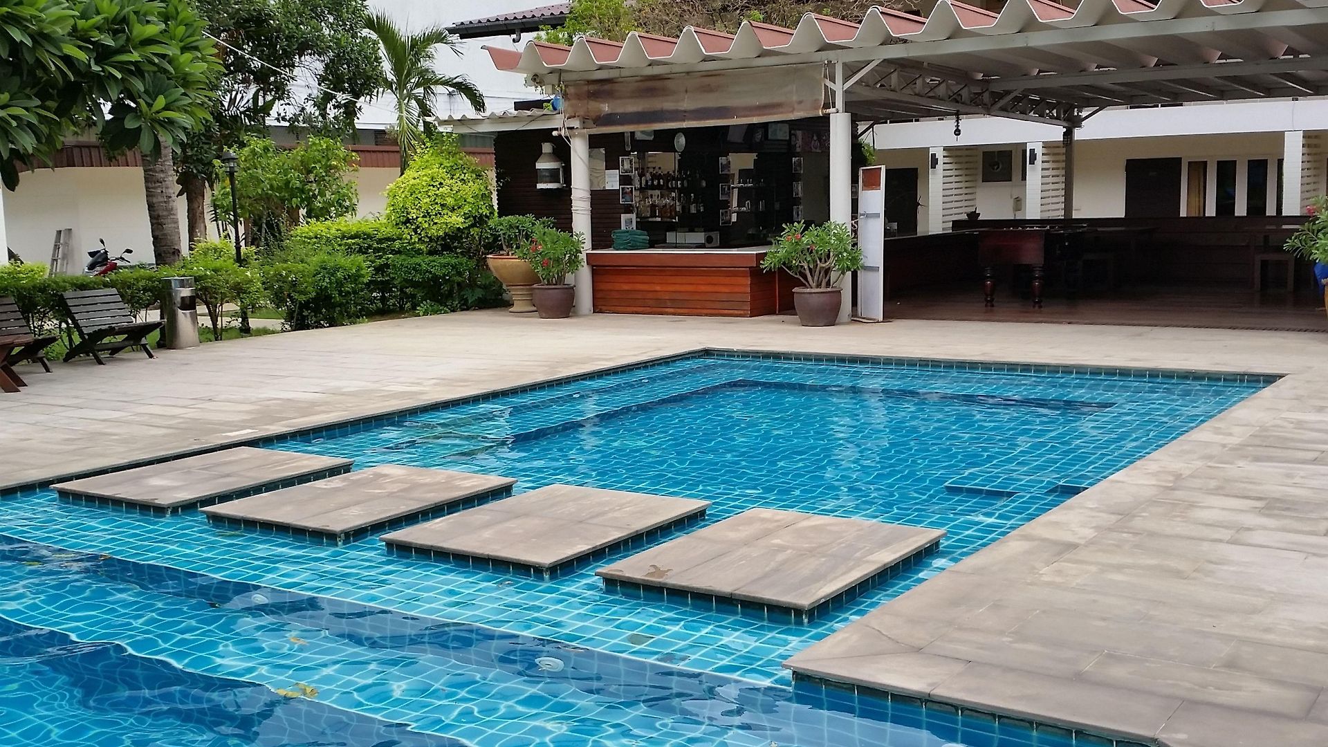 โรงแรม Nautical
