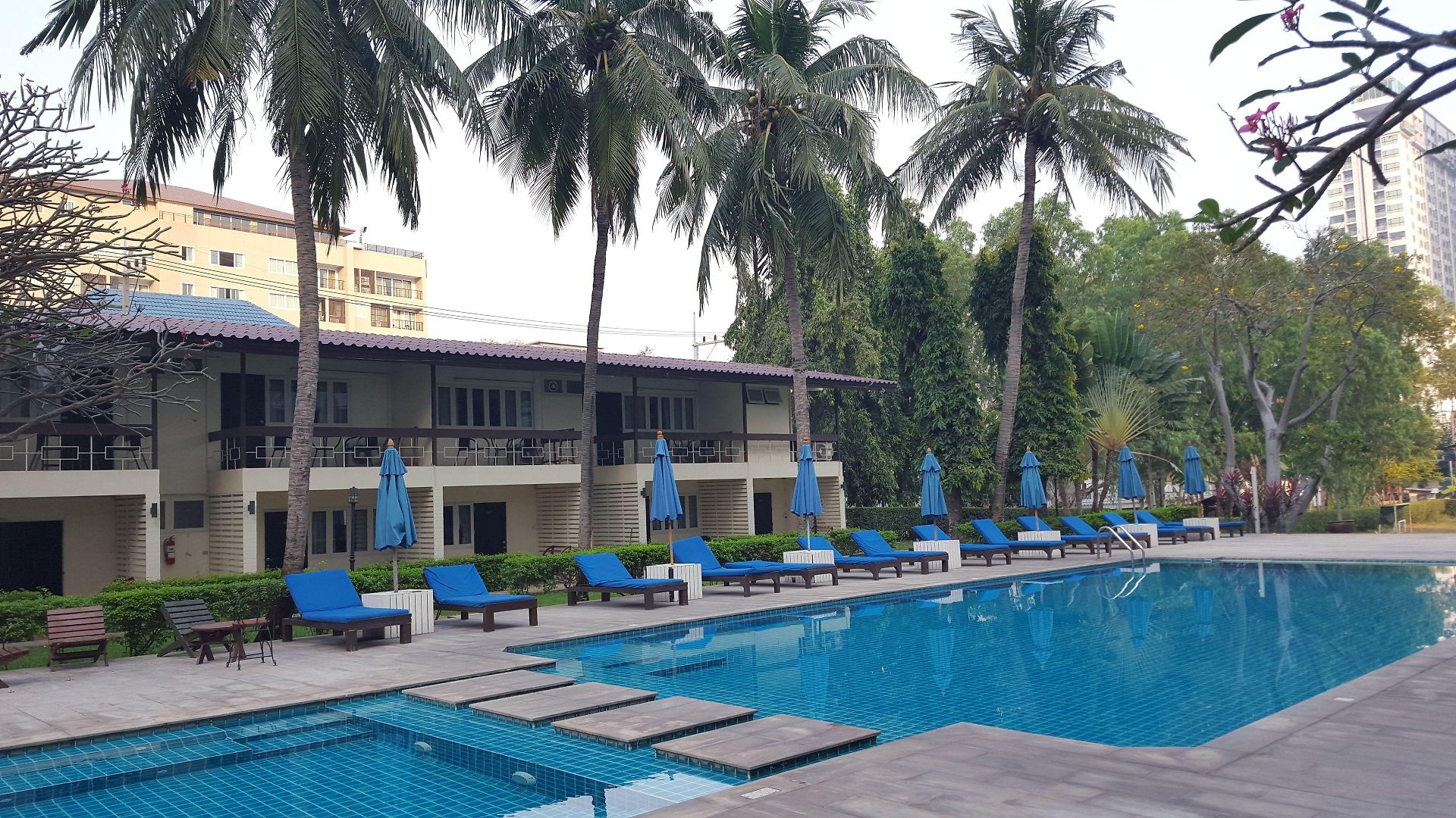 โรงแรม Nautical Pattaya