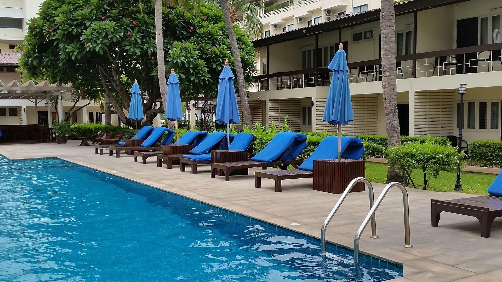 Nautical โรงแรม
