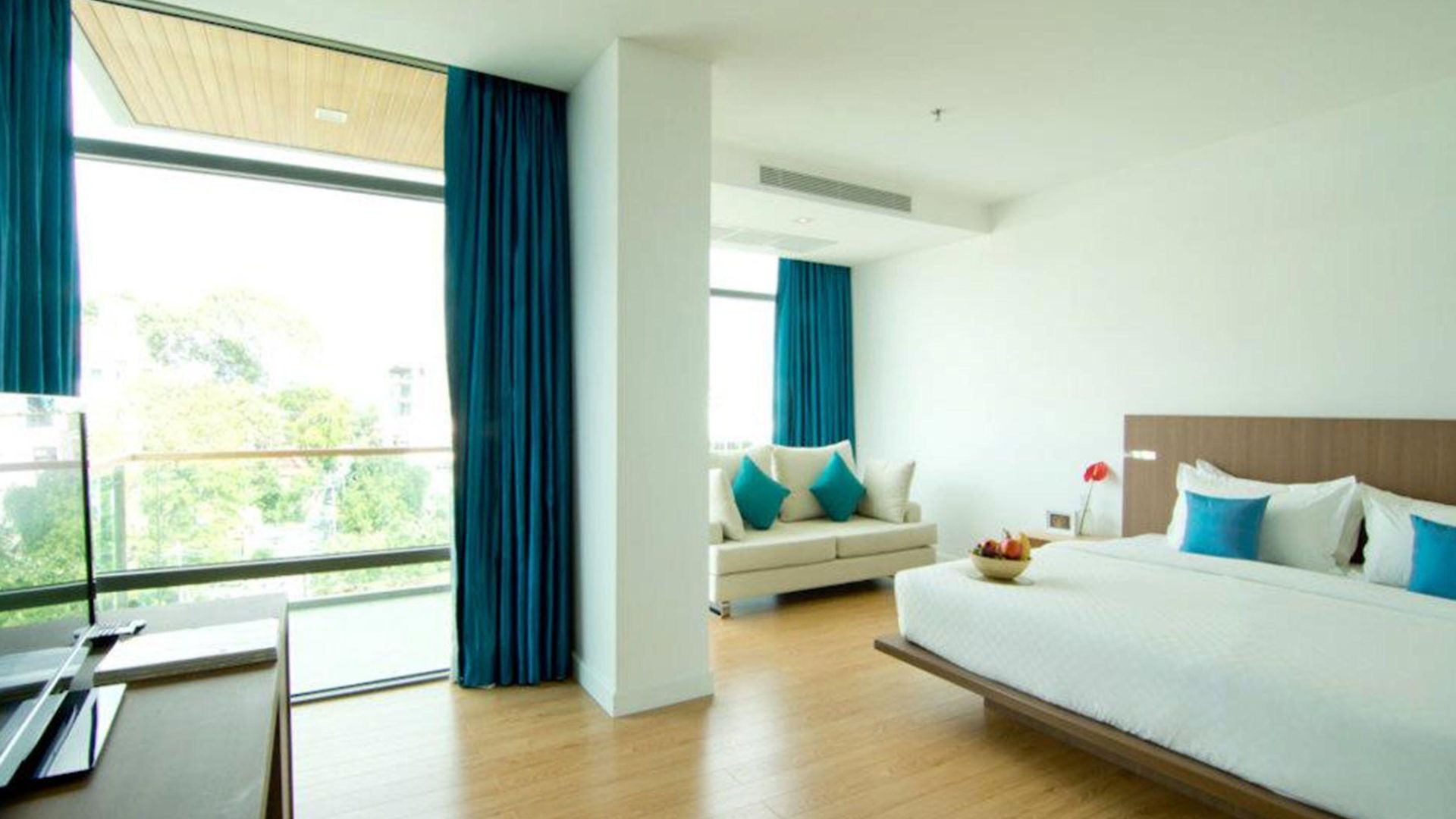 โรงแรม Seven Zea Chic 4*