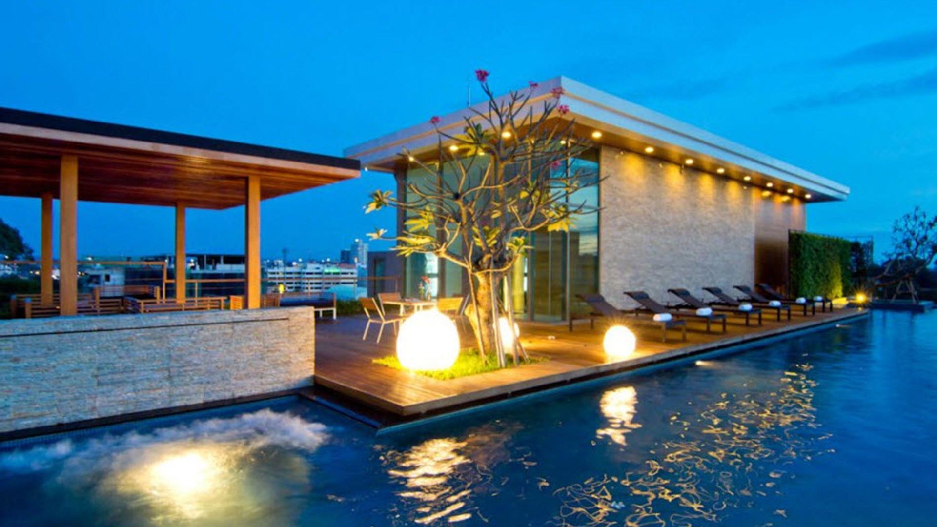 Seven Zea Chic 4* Pattaya