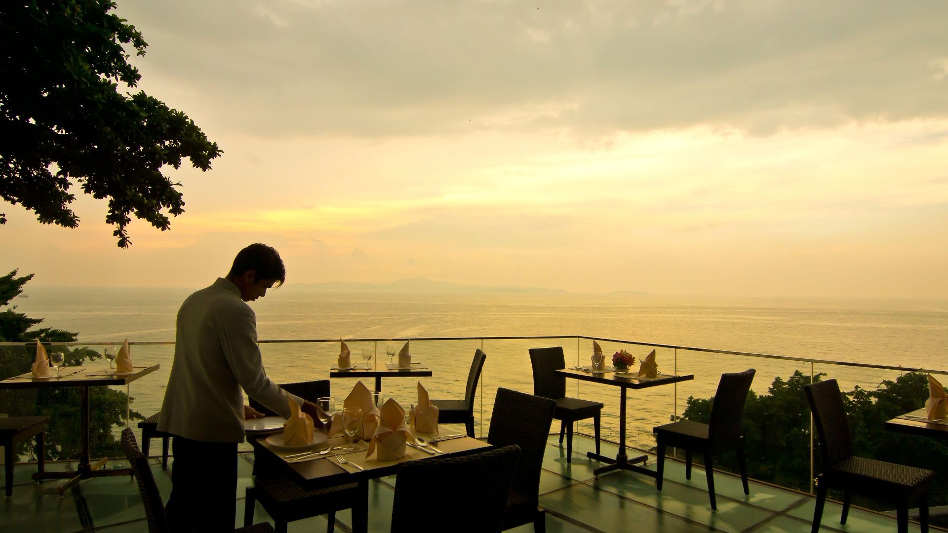 โรงแรม Royal Cliff Terrace