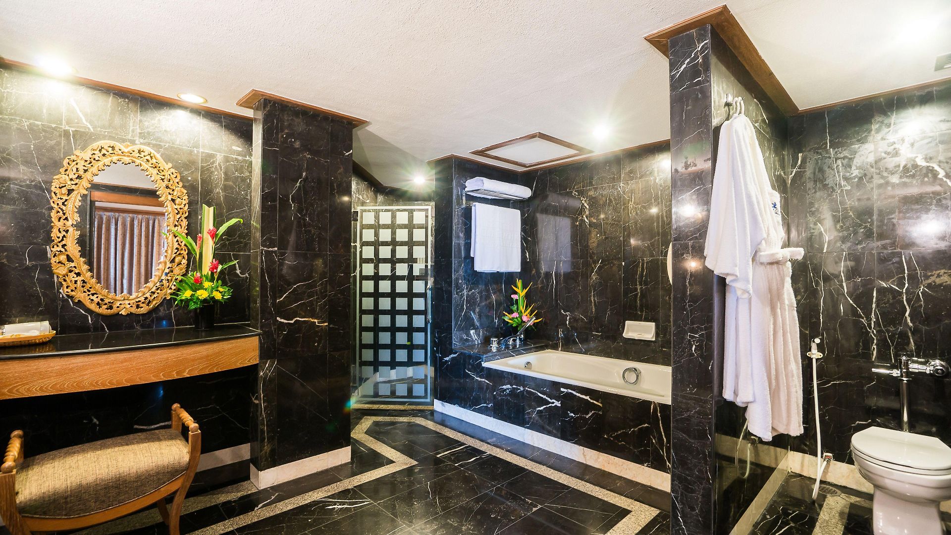 Royal Cliff Grand โรงแรม