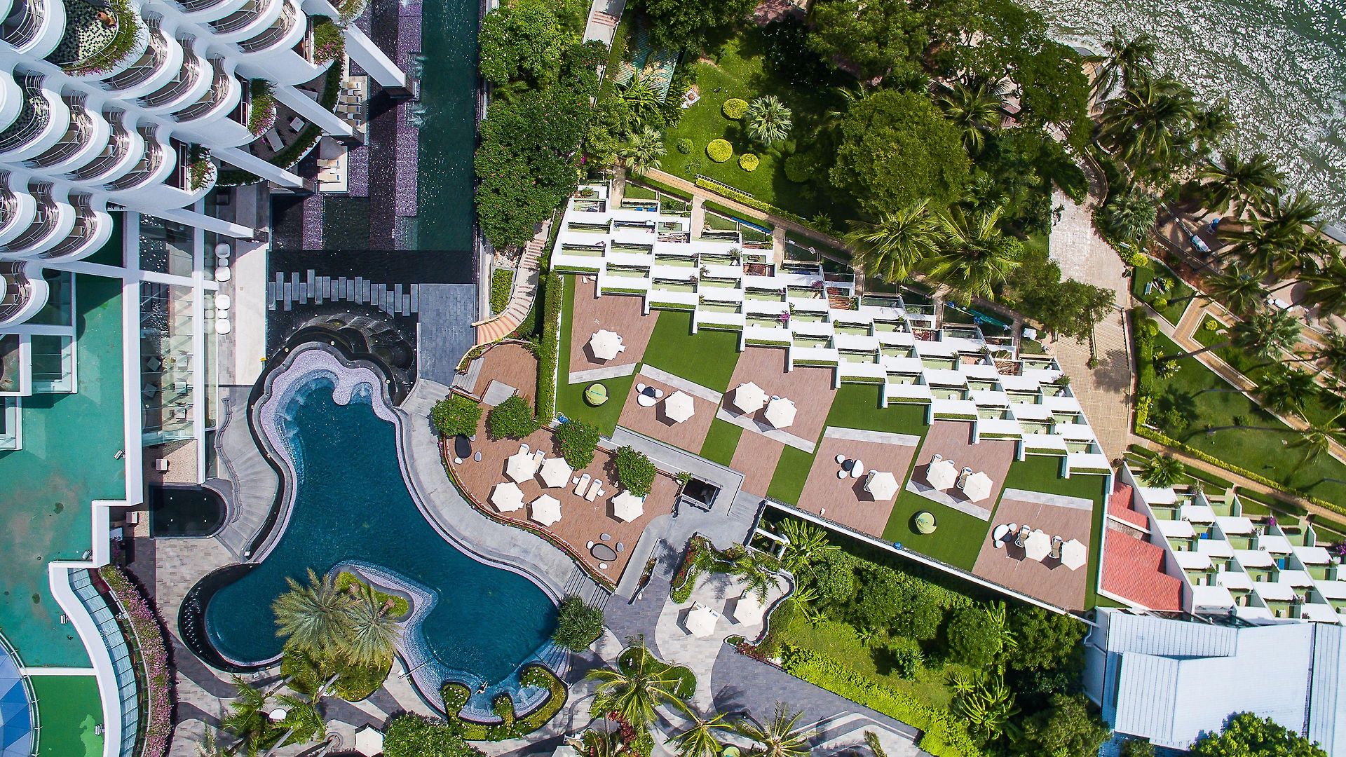 Royal Cliff Grand