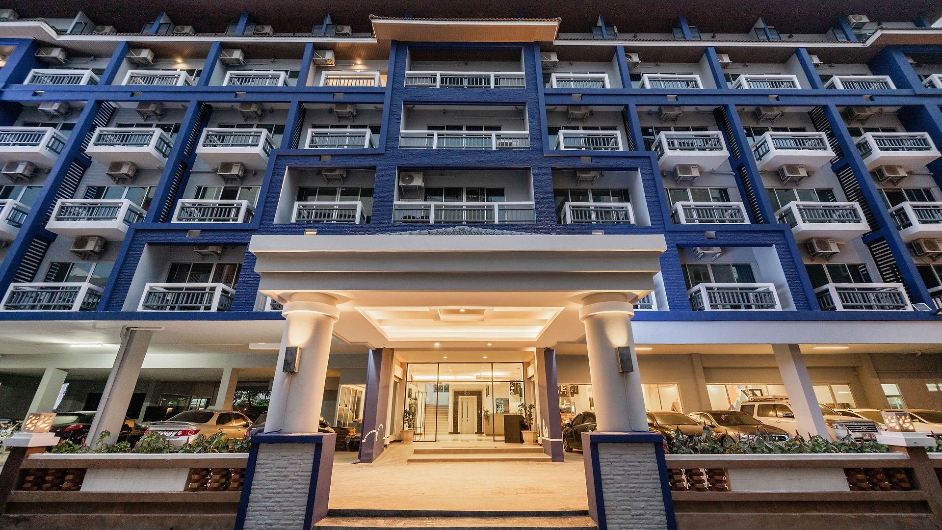 Kokotel South