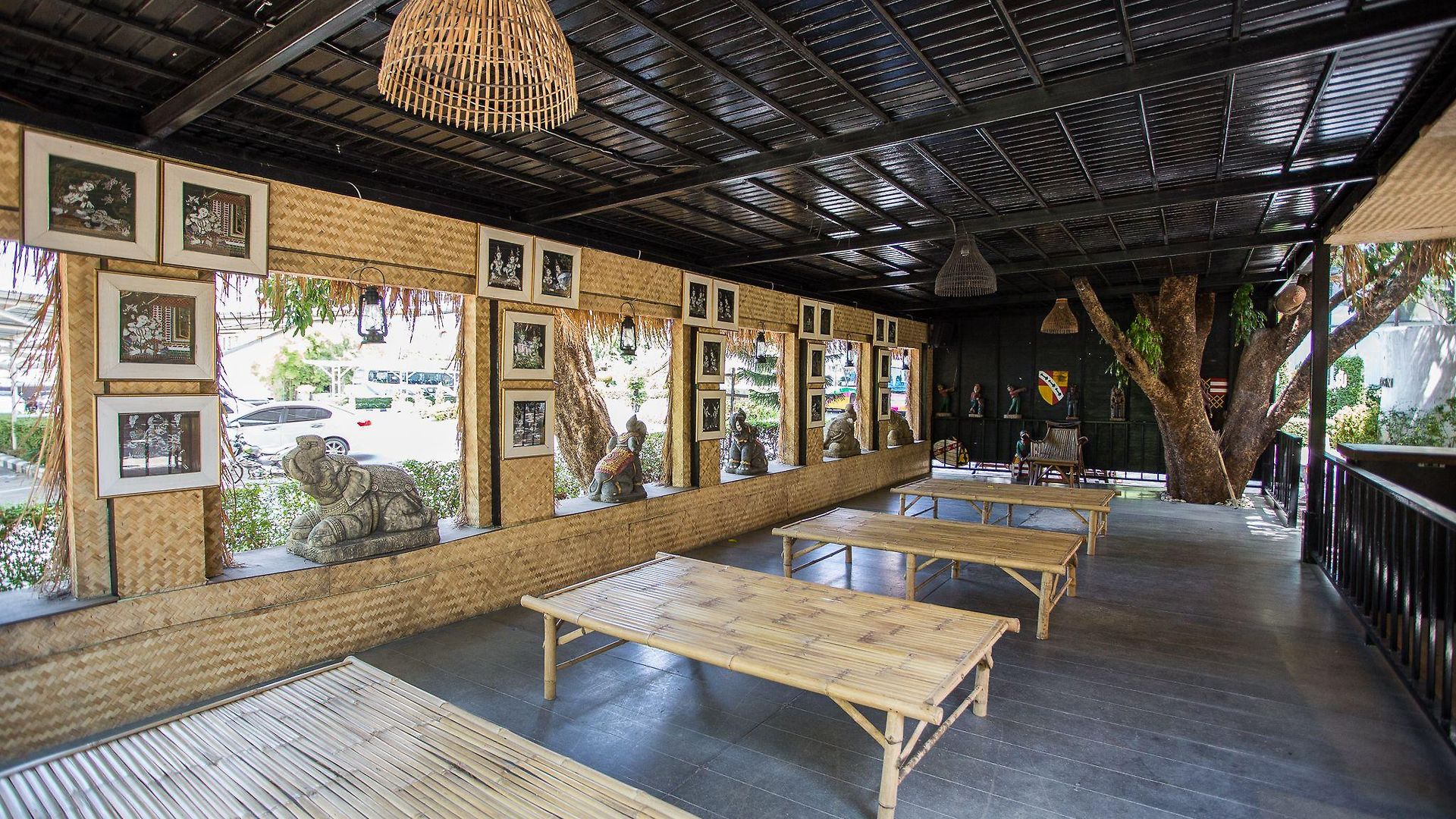โรงแรม First Pacific Cirrus Pattaya
