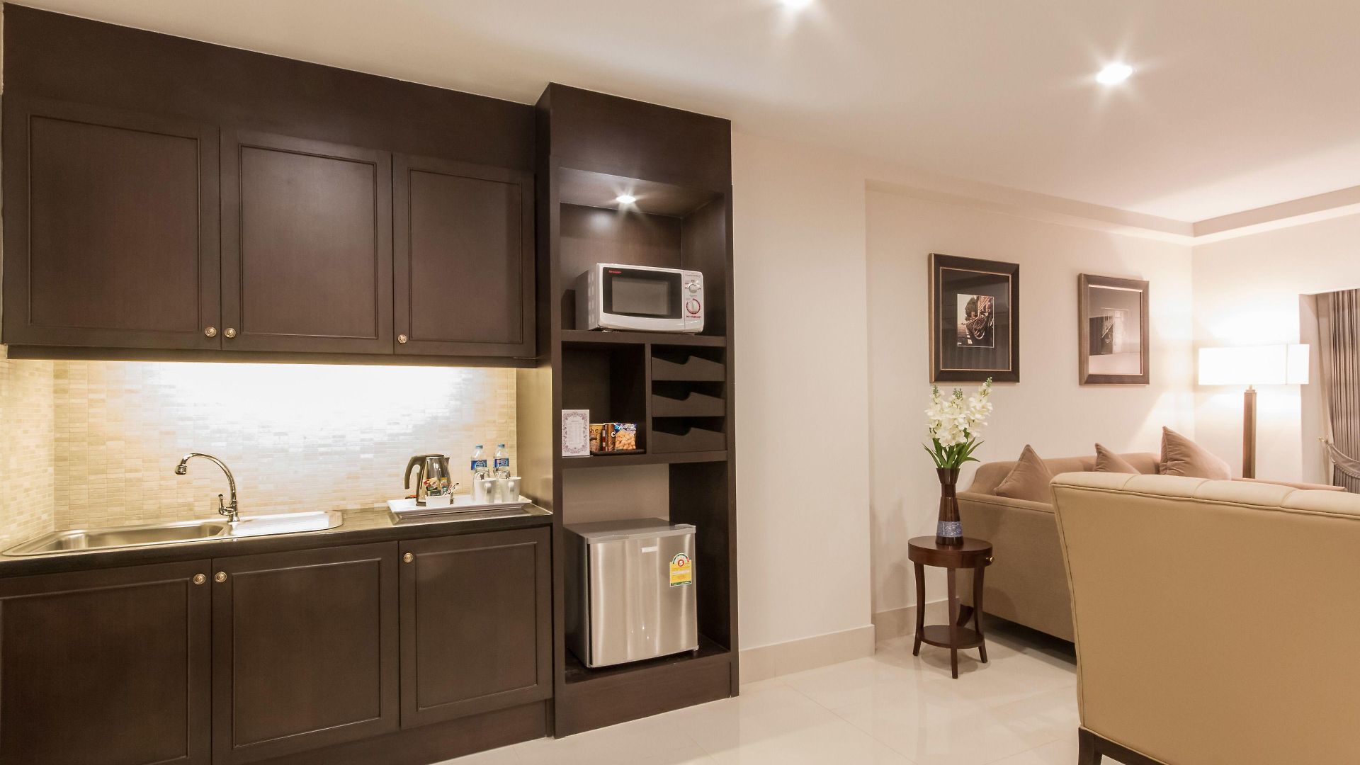 Sn - Sha โรงแรม 4*