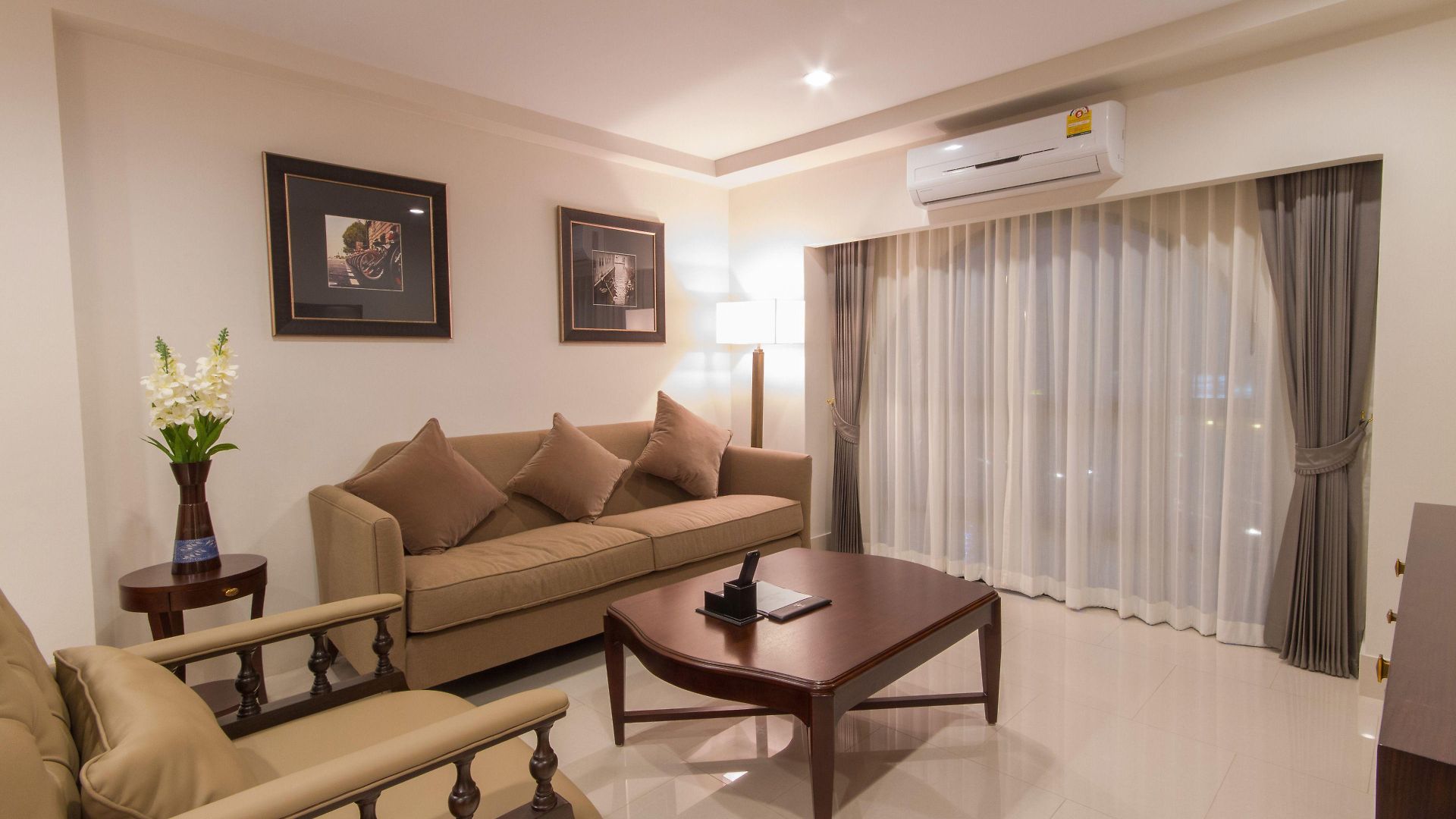Sn - Sha โรงแรม