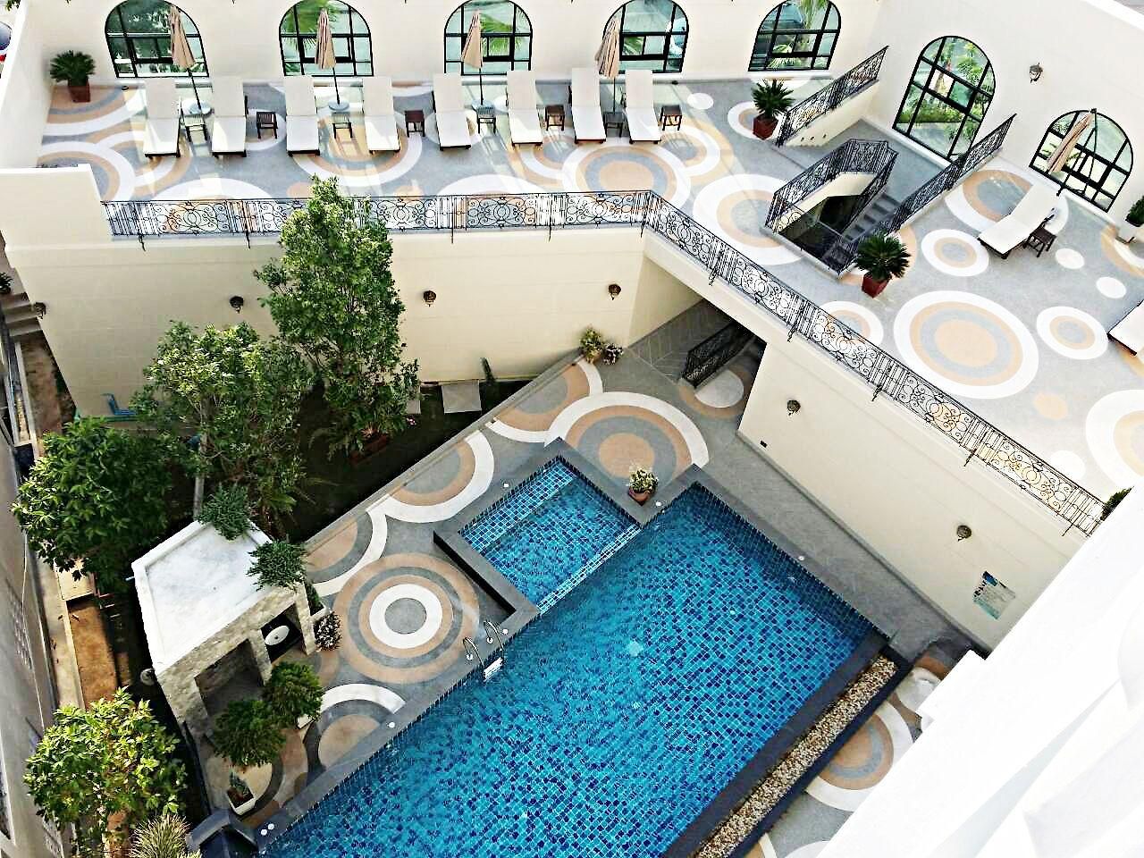 โรงแรม Sn - Sha 4*