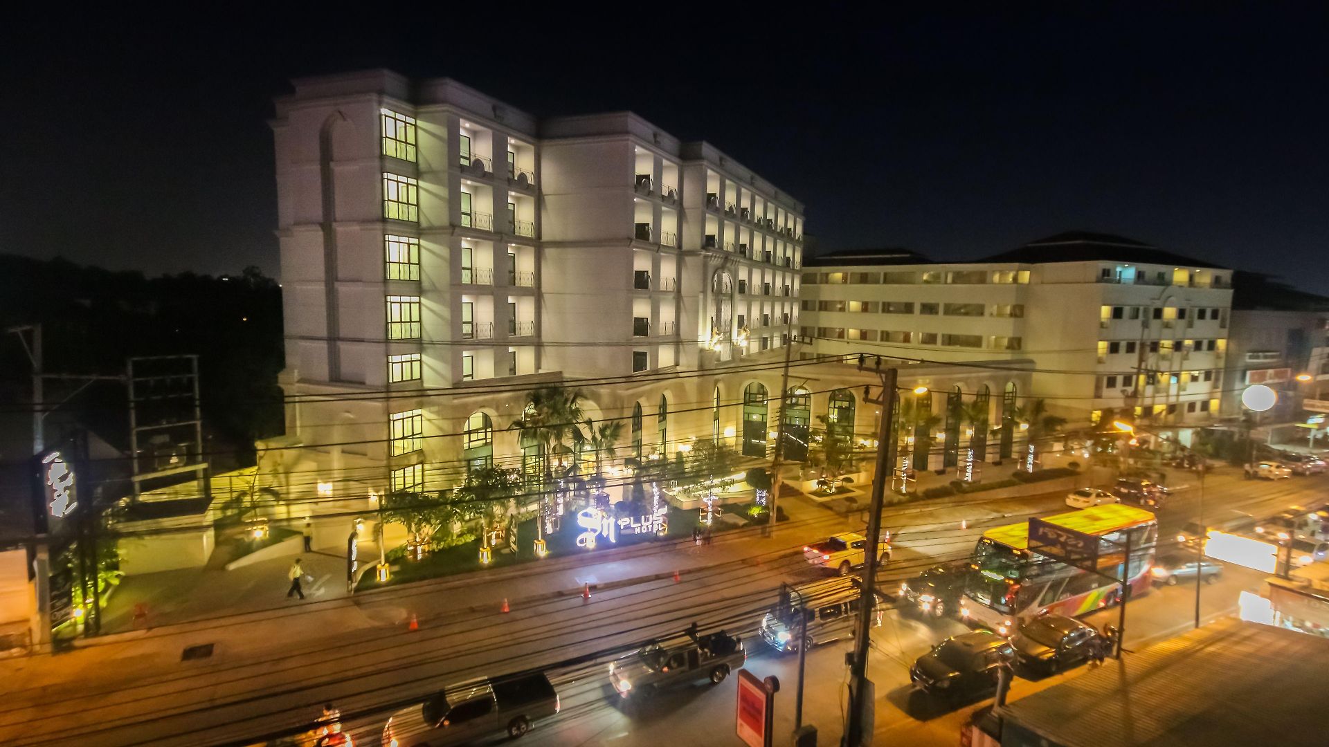 โรงแรม Sn - Sha 4*