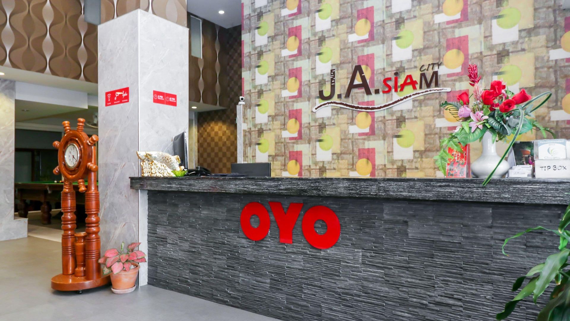 Oyo 120 Ja Siam Near Bangkok Hospital โรงแรม 2*