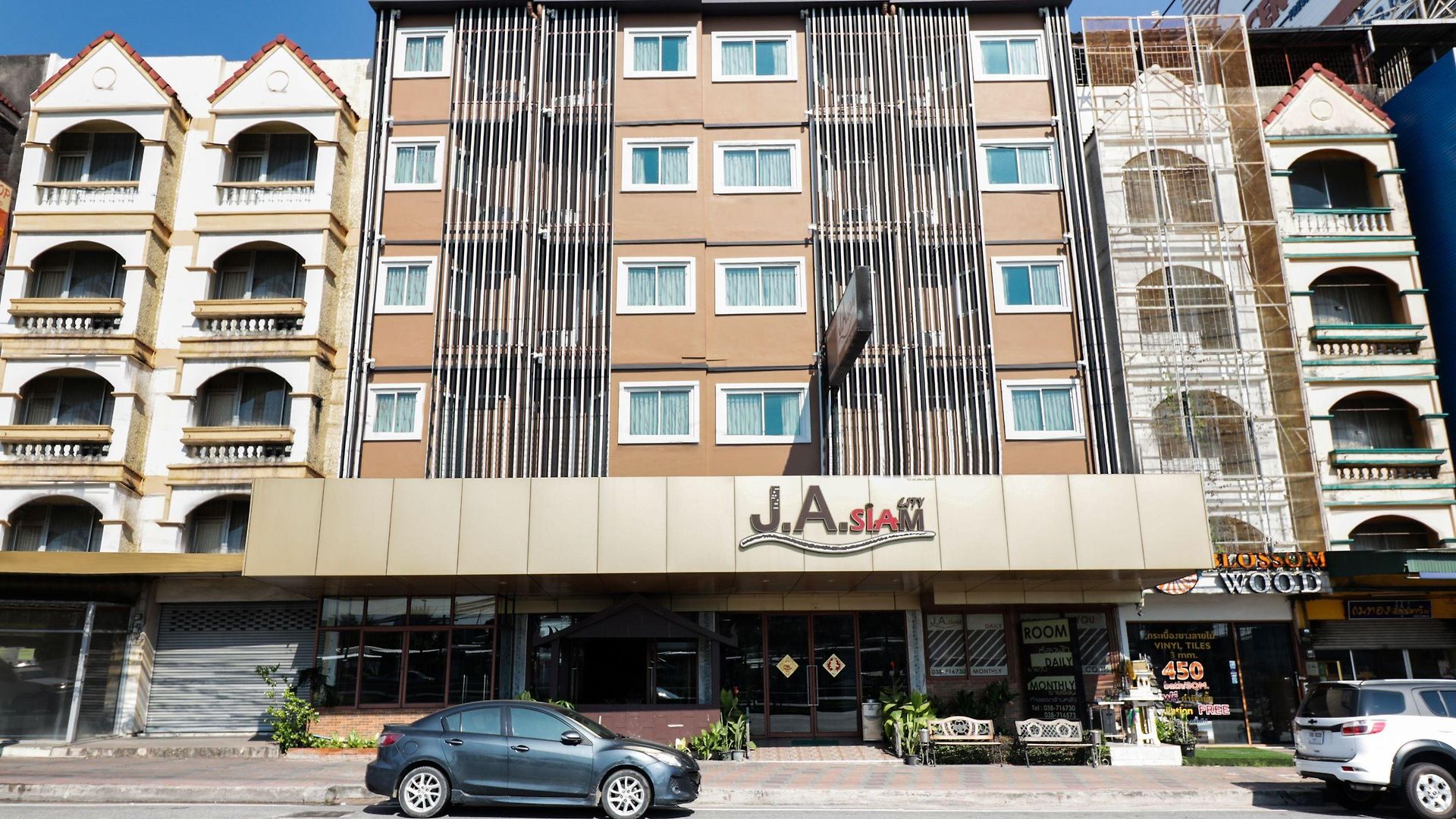 Oyo 120 Ja Siam Near Bangkok Hospital โรงแรม