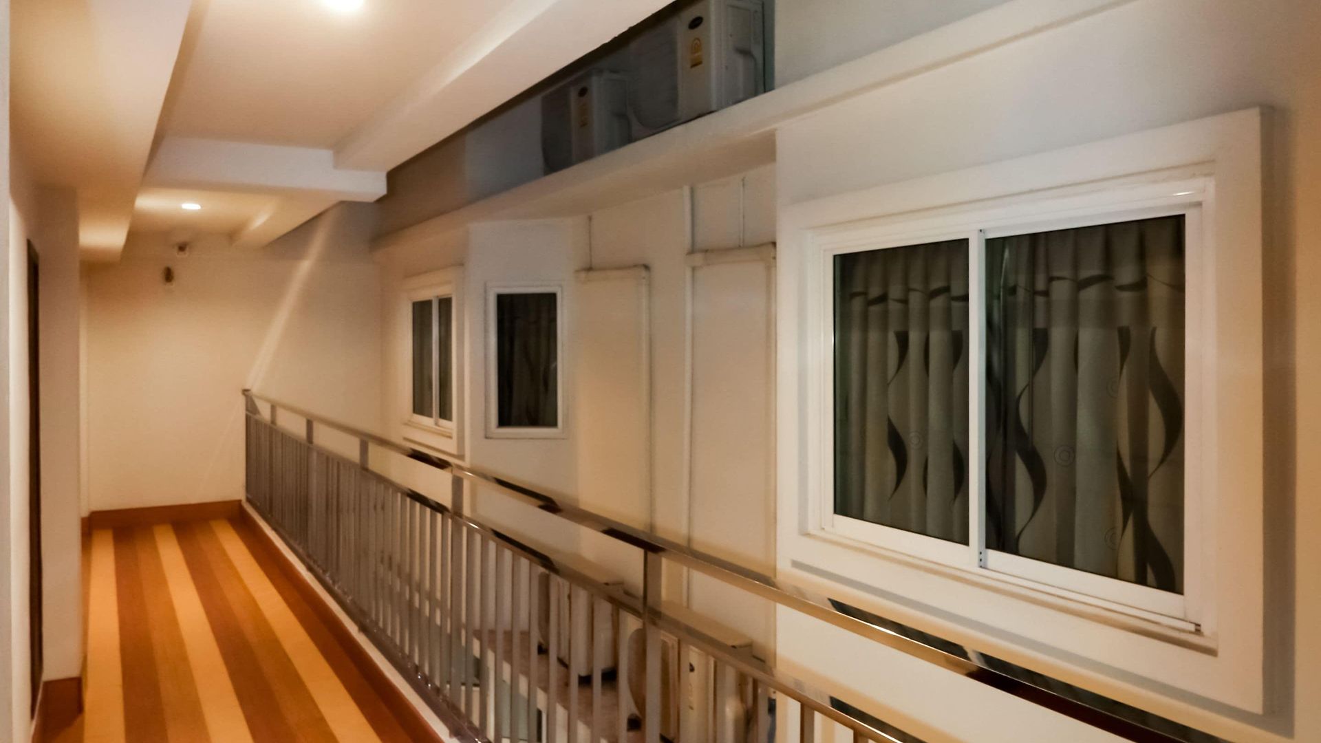 โรงแรม Oyo 120 Ja Siam Near Bangkok Hospital 2*