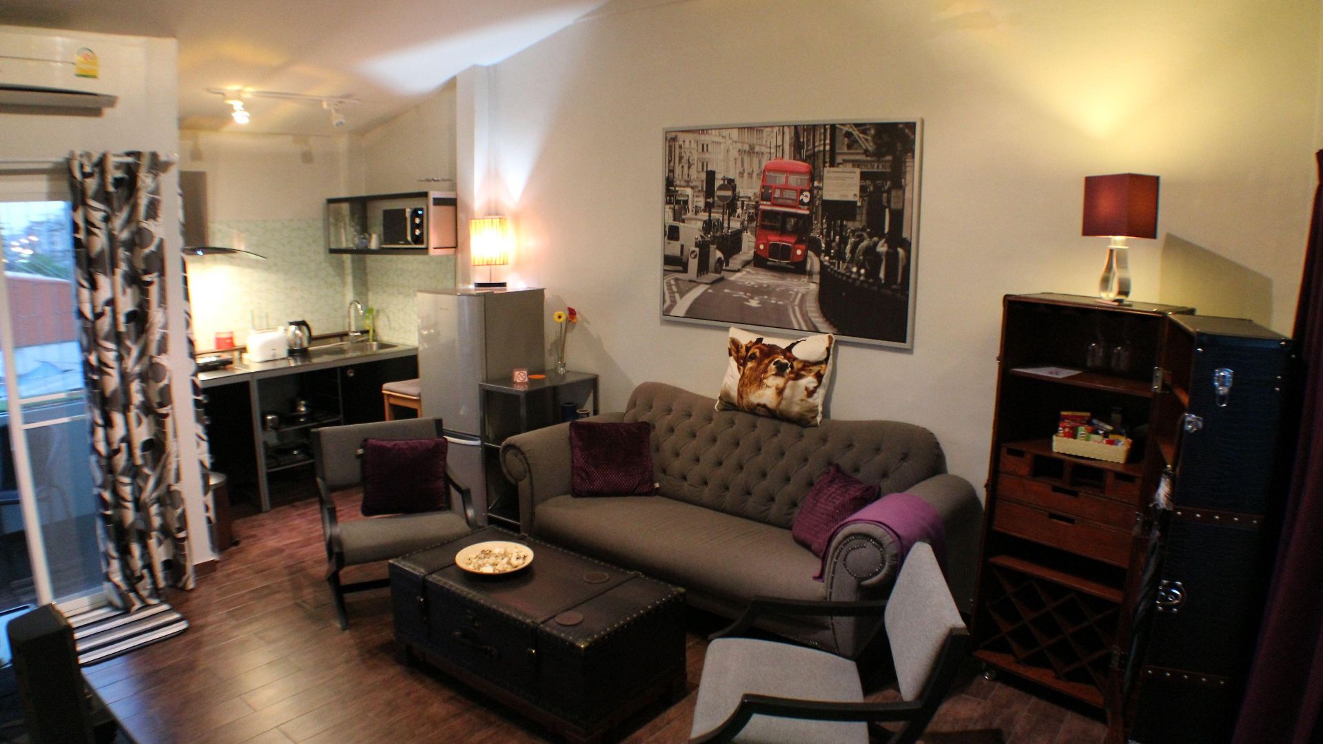 Oyo 838 Aromdee Hotel 2*