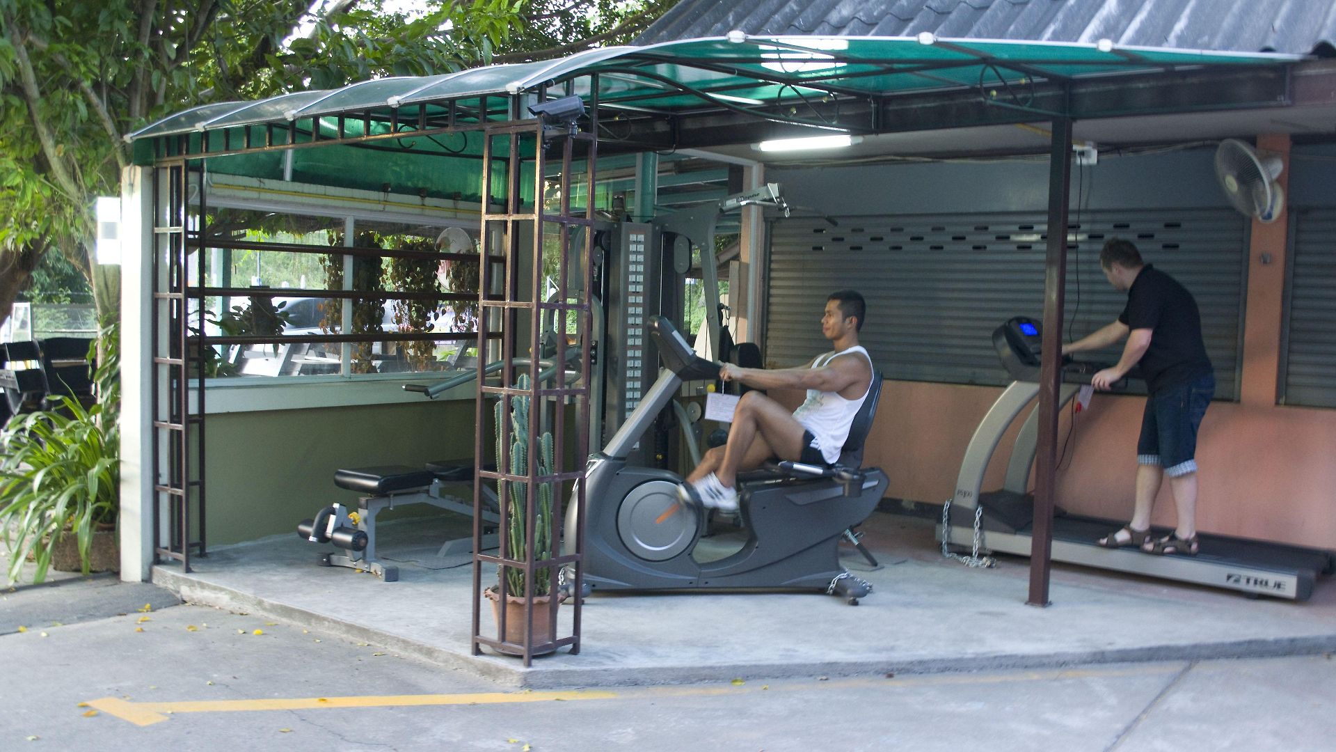 Oyo 838 Aromdee Hotel Pattaya