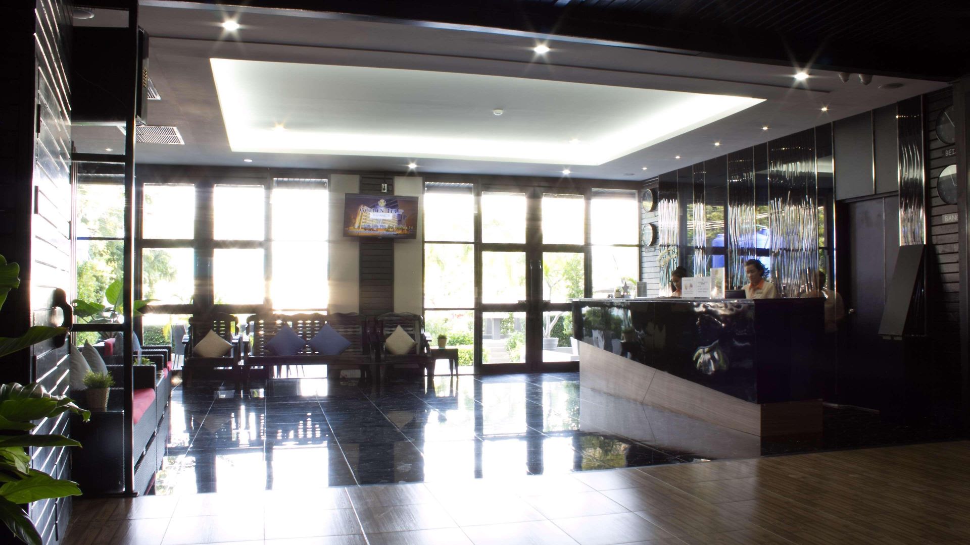 โกลเดนท์ทิวลิป เอสเซนเชียล พัทยา โรงแรม