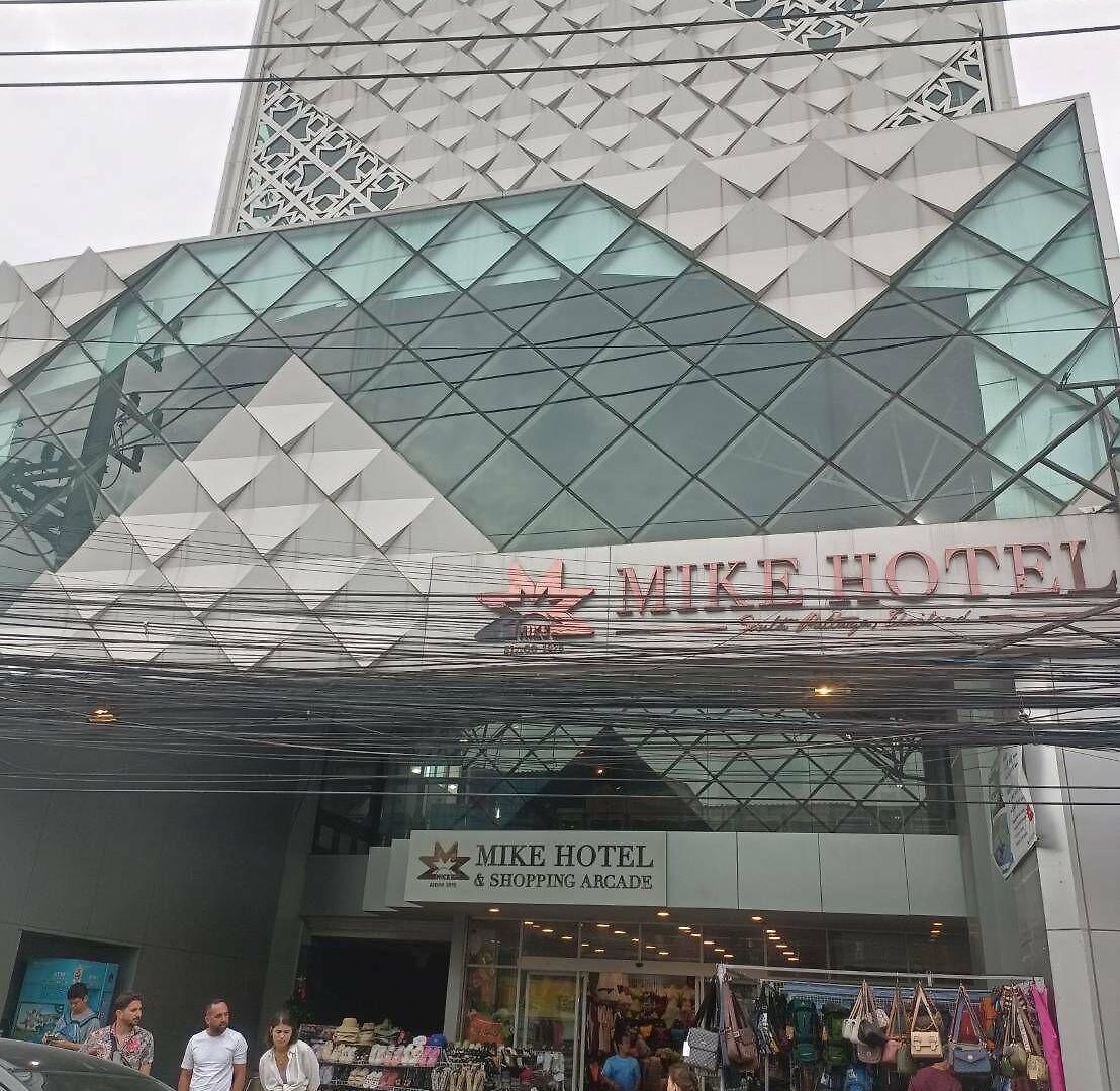 Cloudotel Walking Street โรงแรม