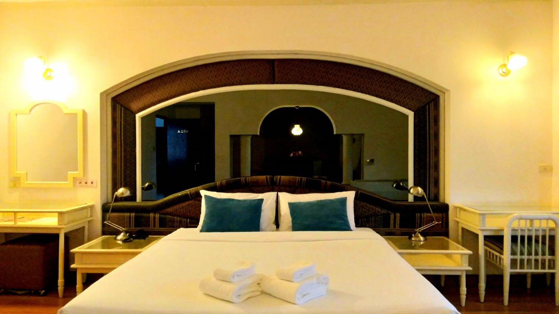 Cloudotel Walking Street 4* Pattaya