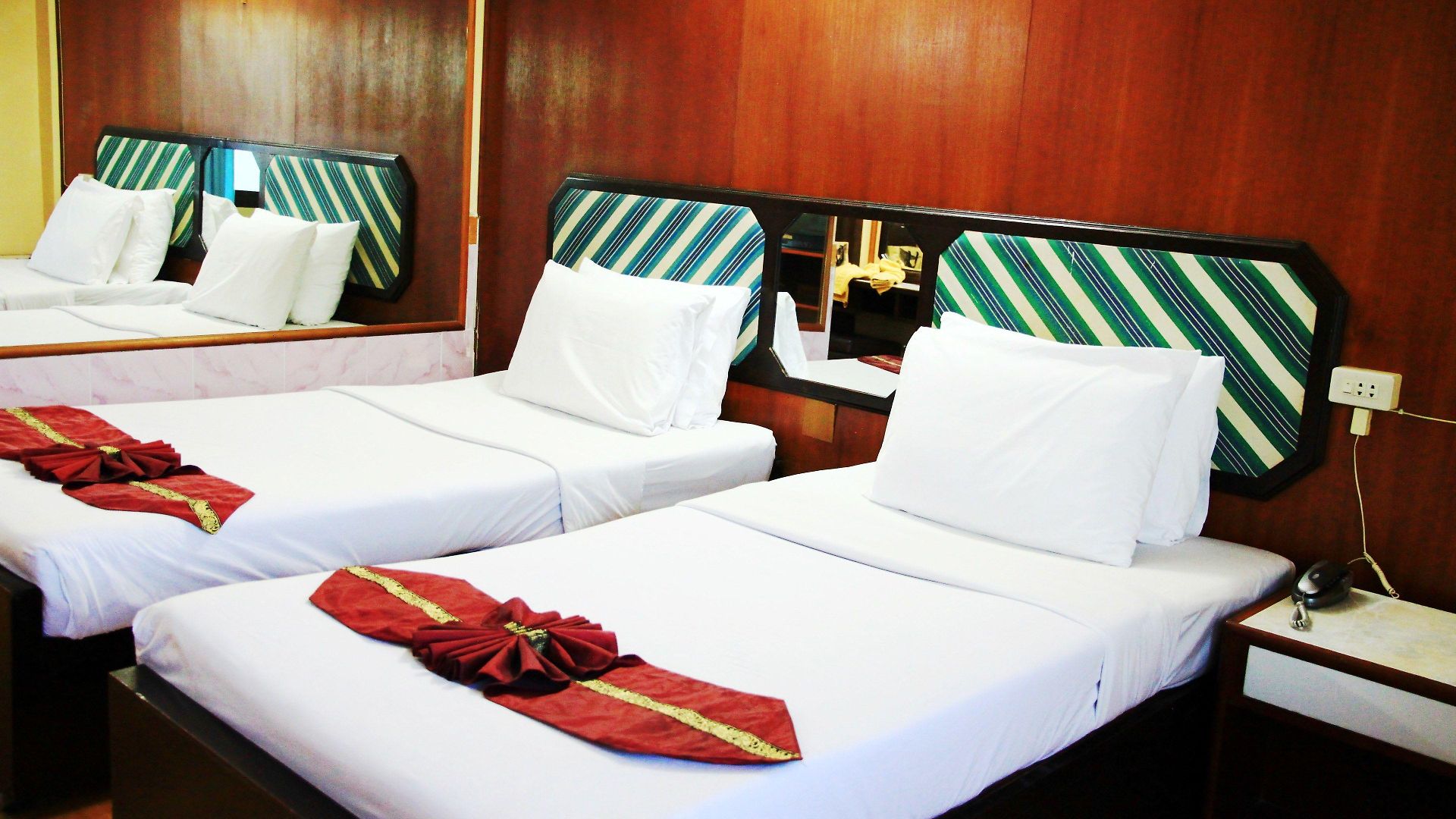 โรงแรม Seashore 3*