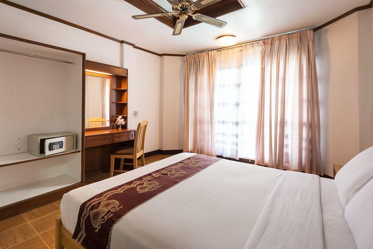 โรงแรม Seashore