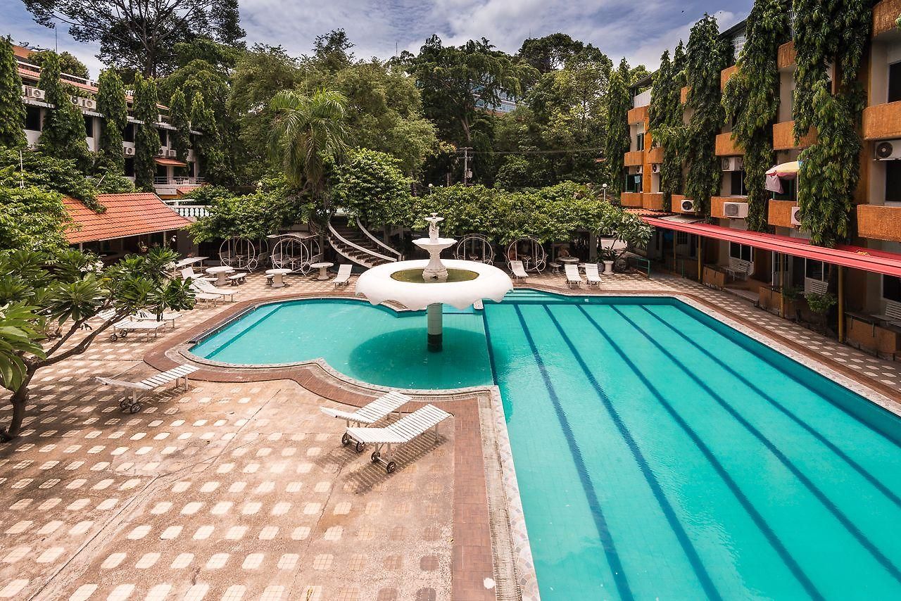 โรงแรม Seashore 3*