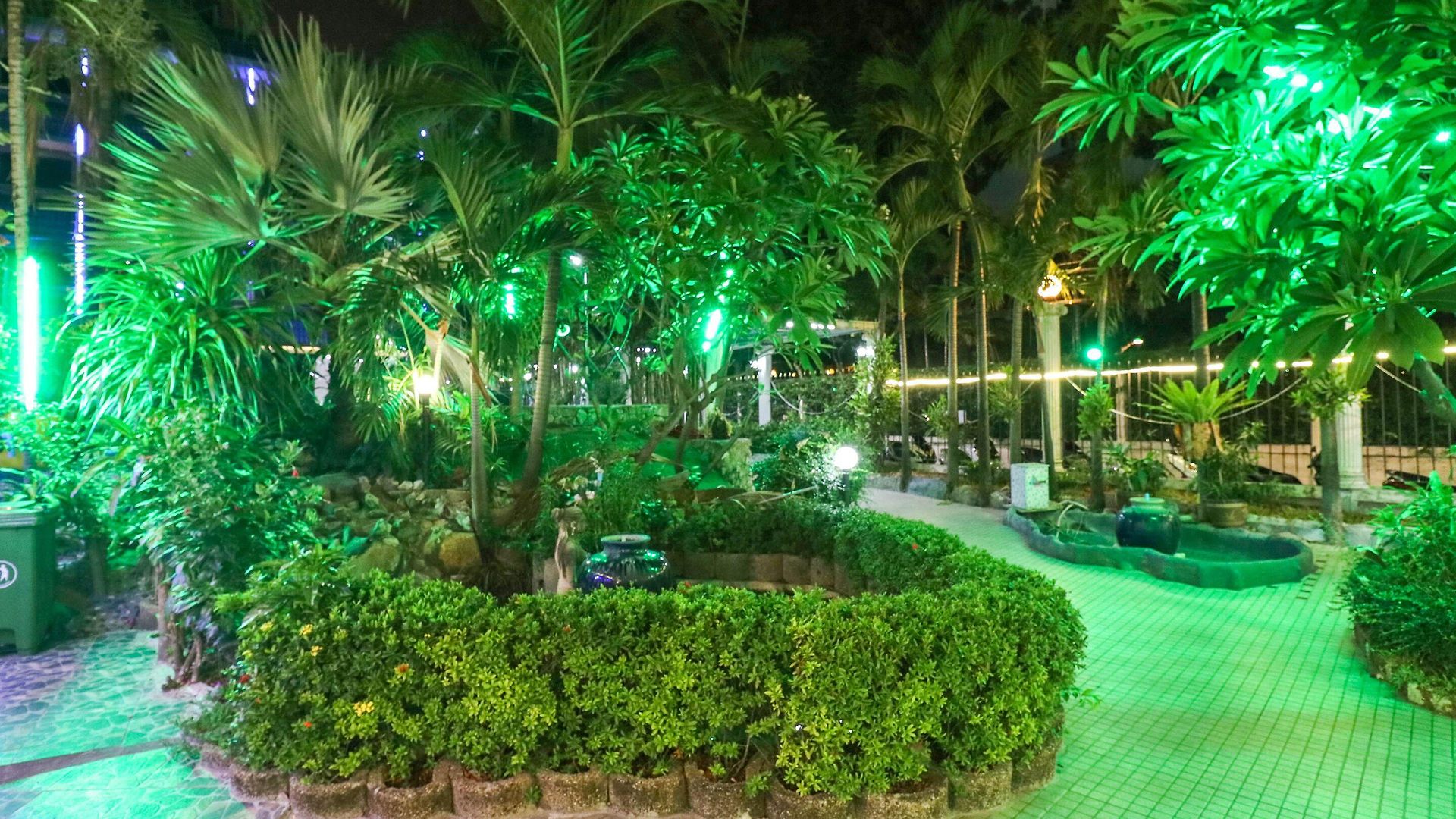 Natural โรงแรม 3*