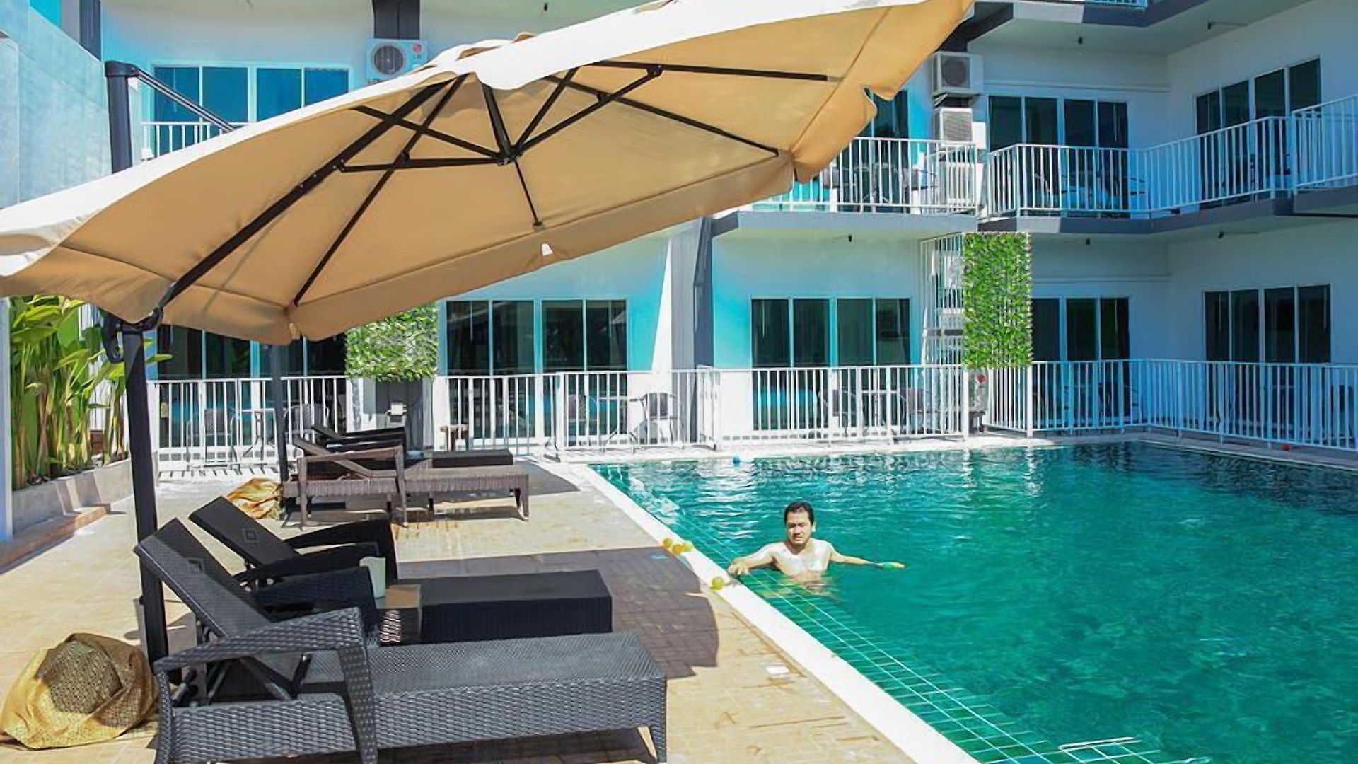 อนันตรา พัทยา รีสอร์ท