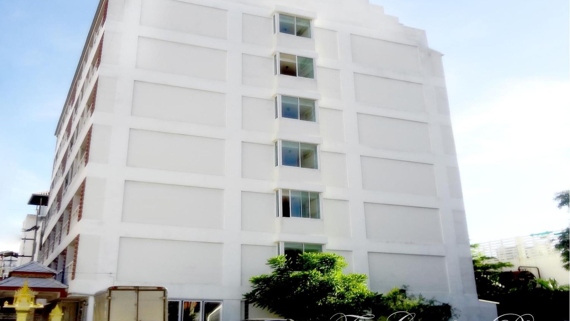 The Garden Place 2*