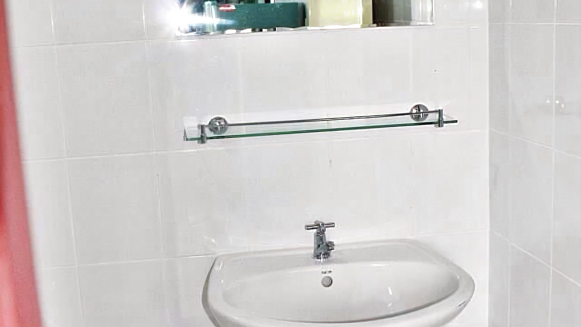 Oyo 824 Valida Hotel 2*