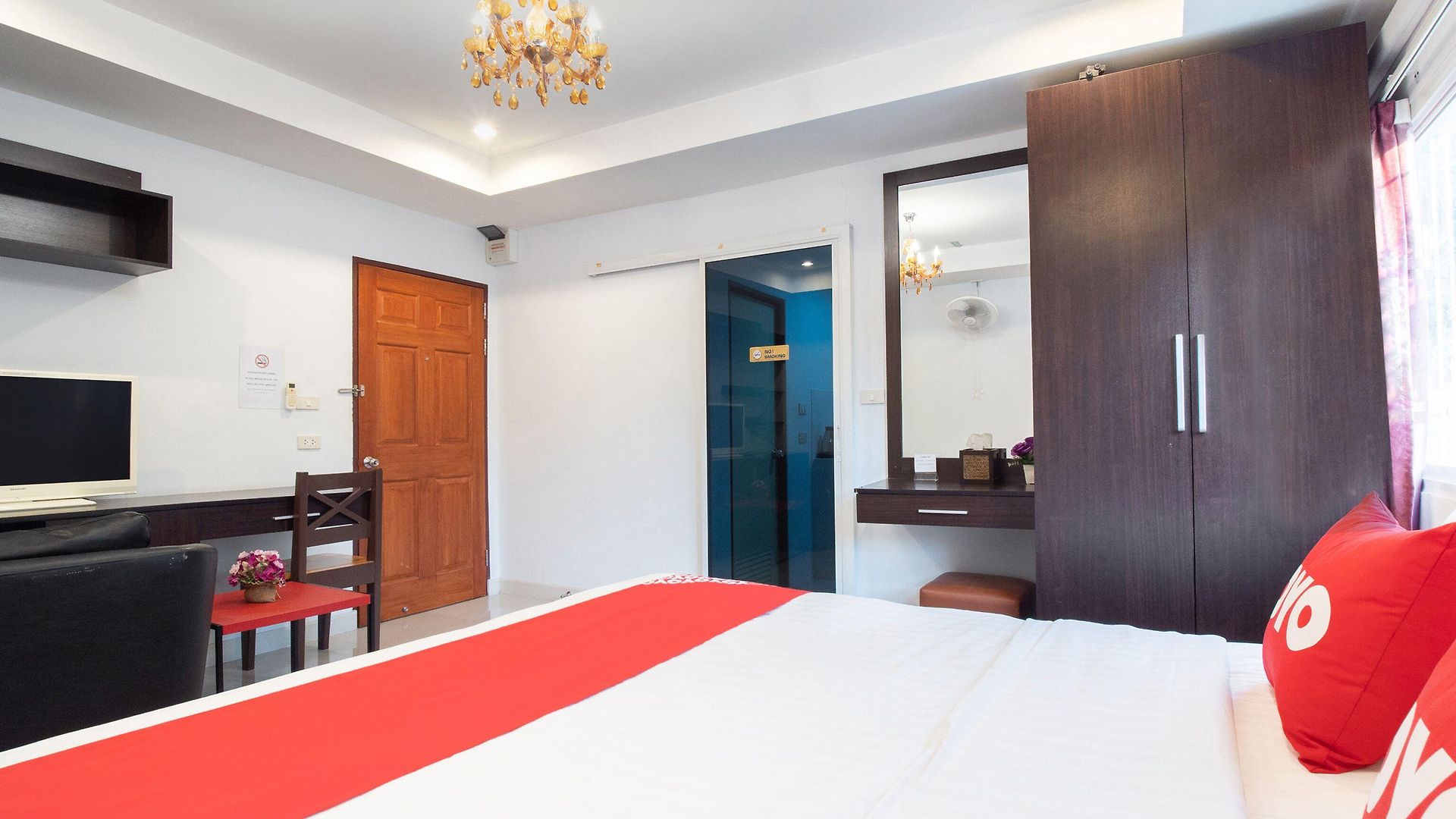 Oyo 824 Valida Hotel 2*